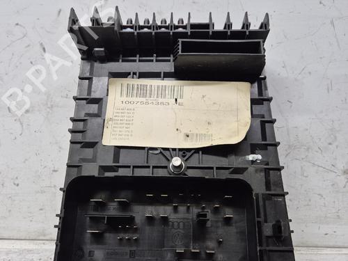 Used Fuse box Fuse box 36834378 36834378