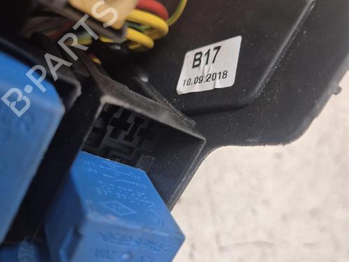 Fuse box DACIA LODGY (JS_) 1.5 Blue dCi 115 (JSJT) | BP38297592E1 - Image 2