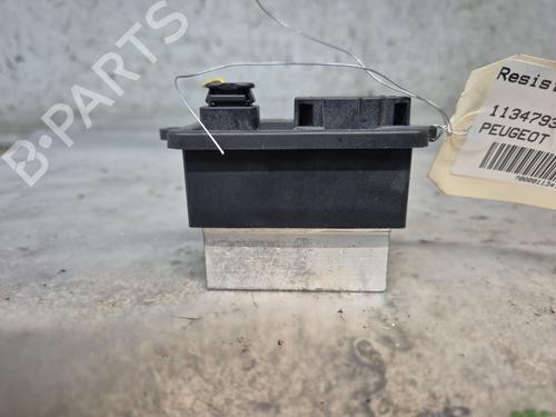 Used Heater resistor PEUGEOT 3008 II SUV (MC_, MR_, MJ_, M4_) 1.5 BlueHDi 130 (131 hp) 29516522