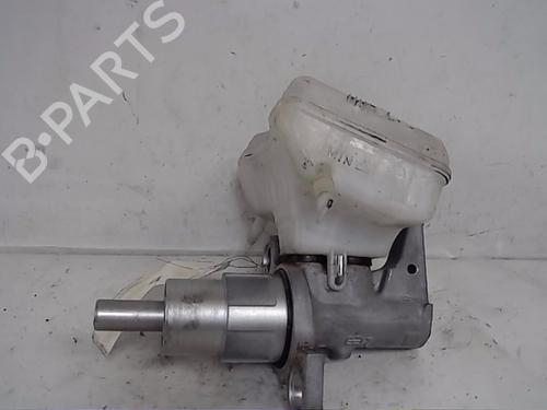 Used Brake master cylinder AUDI A4 B8 Avant (8K5) 2.0 TDI (150 hp) 14523176