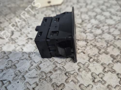 Right rear window switch BMW 1 (F20) 118 i | BP26280736I28 