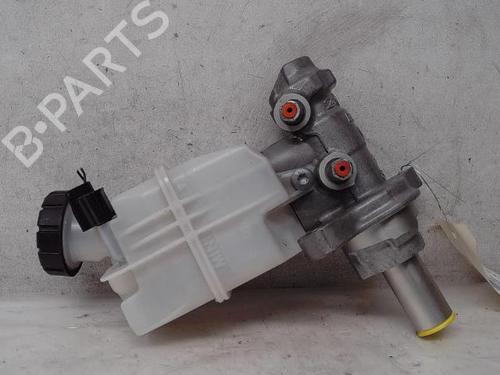Hovedbremsecylinder RENAULT CAPTUR II (HF_) E-TECH 160 (158 hp) 15907559