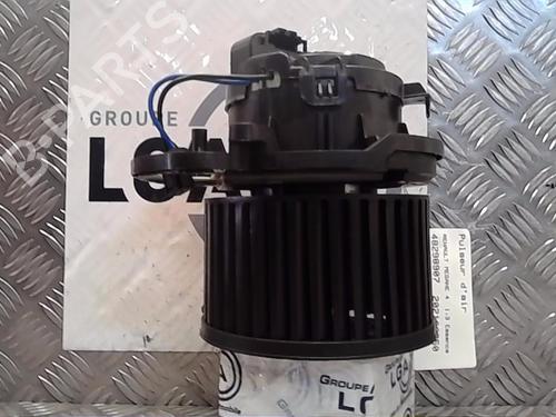 Varmvifte RENAULT MEGANE IV Hatchback (B9A/M/N_) [2015-2025]  14557989