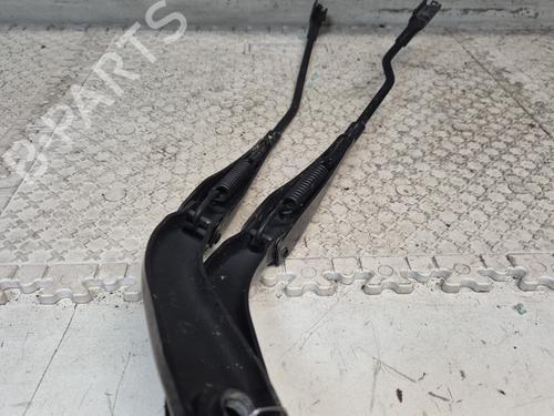 Front windshield wiper arm BMW 1 (F20) 118 i | BP26280721C143 
