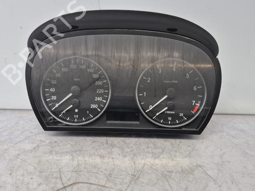 Used Instrument cluster Instrument cluster BMW 3 (E90) 325 i (218 hp) 31819175 31819175
