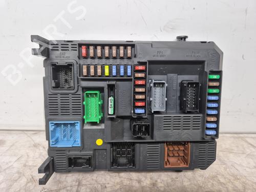 Used Fuse box Fuse box PEUGEOT 2008 I (CU_) 1.6 HDi (114 hp) 33210425 33210425