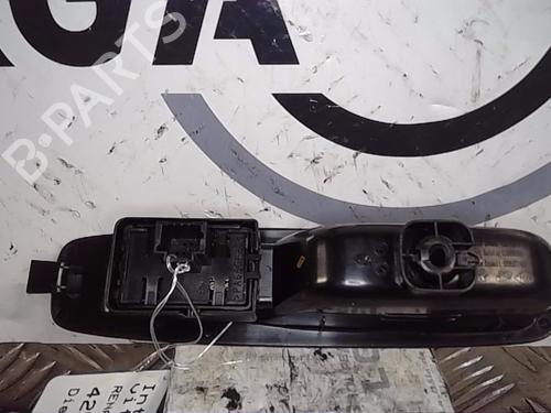 Used Left rear window switch RENAULT MEGANE IV Grandtour (K9A/M/N_) 1.5 dCi 110 (110 hp) 13858153