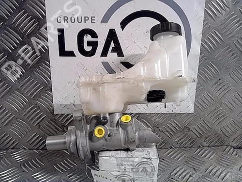 Hovedbremsecylinder RENAULT MEGANE IV Hatchback (B9A/M/N_) 1.2 TCe 100 (B9MS) (100 hp) 14522374