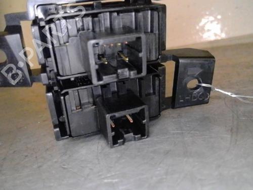 Used Switch Switch RENAULT ALASKAN 2.3 dCi 190 4x4 (U3MD) (190 hp) 14549273 14549273