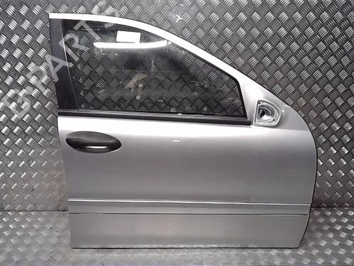 Used Right front door MERCEDES-BENZ C-CLASS (W203) C 220 CDI (203.006, 203.008) (143 hp) 13861476