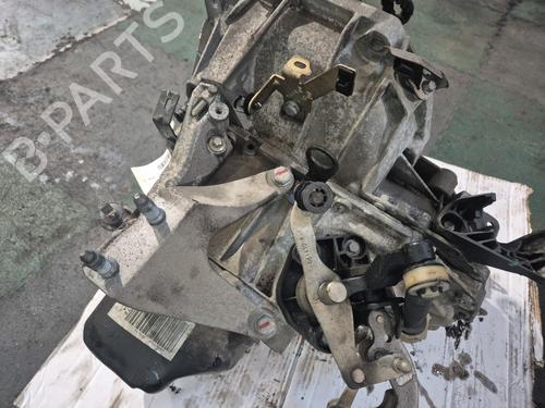Gearbox DACIA SANDERO II 1.0 SCe 75 (B8JC, B8JD, B8NC) | BP30117428M3