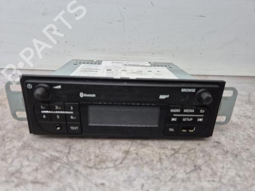 Used Radio RENAULT EXPRESS Box Body/MPV 1.5 Blue dCi 95 (F6AB) (95 hp) 32633222