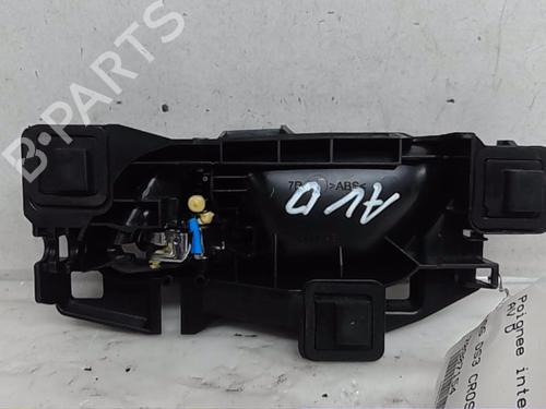 Used Front right interior door handle DS DS 3 / DS 3 CROSSBACK (UR_, UC_, UJ_) 1.2 PureTech 130 (URHNSS) (131 hp) 13827507