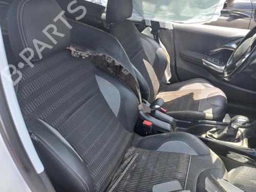 Right front fenders PEUGEOT 2008 I (CU_) 1.2 THP 110 / PureTech 110 | BP32290932C42