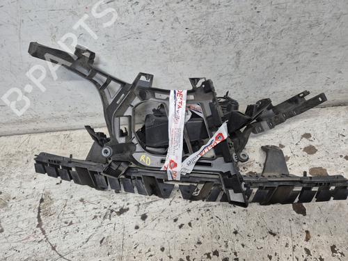 Rear bumper bracket PEUGEOT 3008 II SUV (MC_, MR_, MJ_, M4_) 1.5 BlueHDi 130 | BP29550495C159 