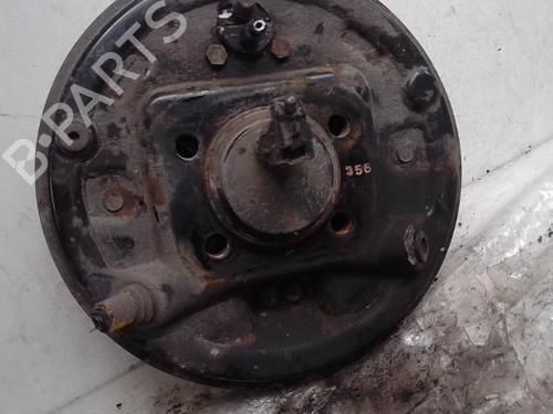 Used Right rear steering knuckle TOYOTA YARIS (_P9_) 1.3 VVT-i (SCP90_, SCP90R) (87 hp) 17099076