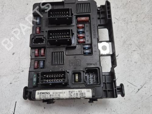 Used Fuse box Fuse box 37704996 37704996