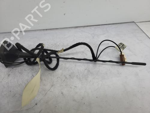 Base antenna RENAULT TWINGO III (BCM_, BCA_) 1.0 SCe 65 (BCMJ) (65 hp) 32353716