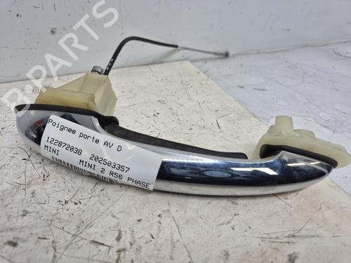 Used Front right exterior door handle Front right exterior door handle MINI MINI (R56) One (95 hp) 33221456 33221456