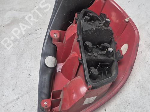 Used Left taillight Left taillight RENAULT CLIO III (BR0/1, CR0/1) [2005-2014] 39083230 39083230