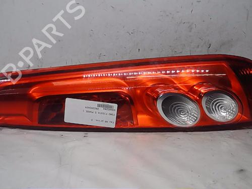 Used Right taillight FORD FIESTA V (JH_, JD_) 1.4 16V (80 hp) 13833516