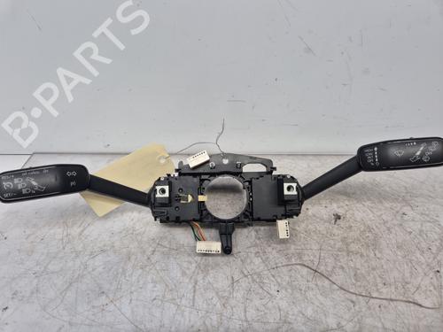 switch-seat-leon-5f1-2012-2013-2014-2015-2016-2017-2018-2019-2020-2021-32291410 main image