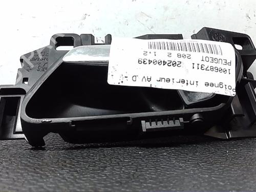 Høyre foran invendig håndtak PEUGEOT 208 II (UB_, UP_, UW_, UJ_) 1.2 PureTech 100 (101 hp) 23333802