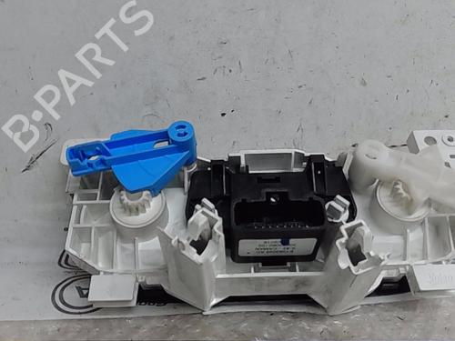 Used Climate control OPEL VIVARO B Van (X82) [2014-2020]  17718612