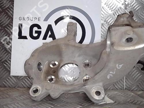 Used Left front steering knuckle RENAULT MEGANE IV Hatchback (B9A/M/N_) [2015-2025]  14557967