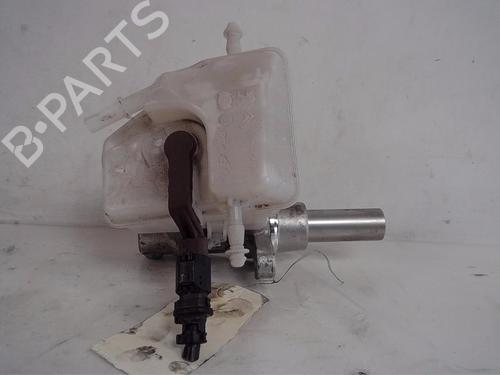 Used Brake master cylinder PEUGEOT 308 II (LB_, LP_, LW_, LH_, L3_) 1.2 THP 130 (131 hp) 14522993