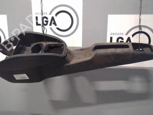 Console central AUDI A1 Sportback (8XA, 8XF) 1.6 TDI (90 hp) 14548981