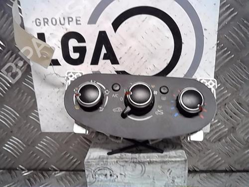 Climate control RENAULT TWINGO III (BCM_, BCA_) 0.9 TCe 95 | BP13851799I5