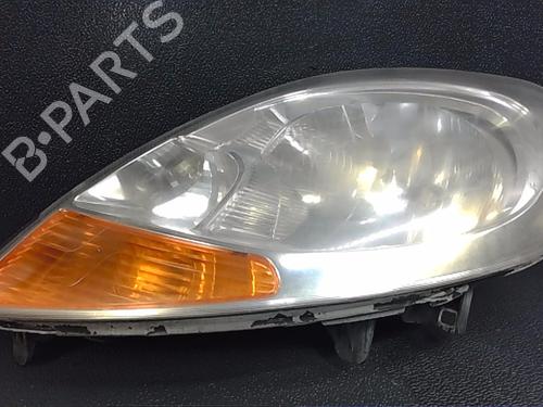 Used Left headlight RENAULT TRAFIC II Van (FL) 2.0 dCi 115 (FL01, FL0U) (114 hp) 22773712