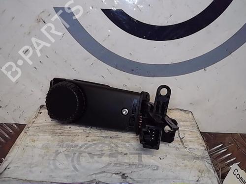 Used Switch RENAULT CLIO V (B7_) 1.0 TCe 100 (B7MT) (101 hp) 13856727