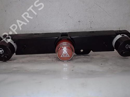 Used Warning switch FIAT 500 (312_) 1.2 (312AXA1A) (69 hp) 13843265