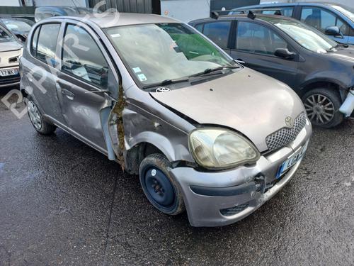 Brugte TOYOTA YARIS (_P1_) 1.4 D-4D (NLP10_, NLP10R) (75 hp) 4372040