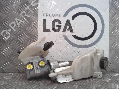 Used Brake master cylinder PEUGEOT RCZ 2.0 HDi (163 hp) 14521052