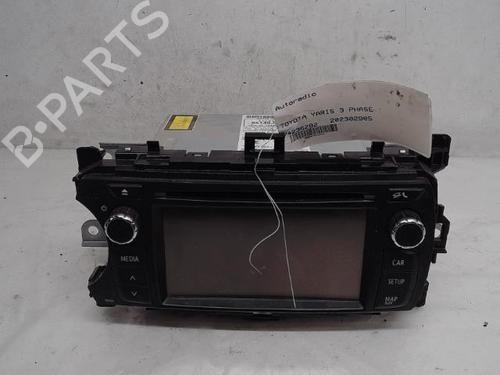 Used Radio TOYOTA YARIS (_P13_) 1.3 (NSP130_, NSP130) (99 hp) 15087332