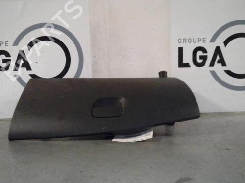 Used Glove box RENAULT MEGANE III Hatchback (BZ0/1_, B3_) 1.5 dCi (BZ0C) (90 hp) 30806974