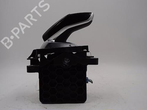 Used Gear lever PEUGEOT 208 II (UB_, UP_, UW_, UJ_) 1.2 PureTech 100 (101 hp) 13847510