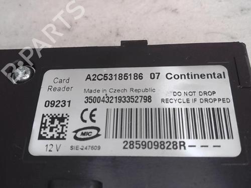 Used Card reader RENAULT SCÉNIC III (JZ0/1_) 1.5 dCi (106 hp) 15489281