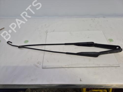 Used Front windshield wiper arm RENAULT TRAFIC II Van (FL) 2.0 dCi 90 (FL0H, FL00, FL01, FL0M, FL0P, FL0S) (90 hp) 31140618