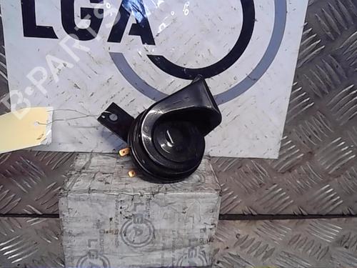 Used Horn NISSAN MICRA V (K14) 0.9 IG-T (90 hp) 14558454