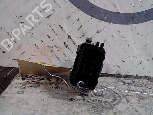 Used Right rear window switch RENAULT MODUS / GRAND MODUS (F/JP0_) 1.6 (JP03, JP0B, JP0U, JP0Y, JP1G) (112 hp) 13853969