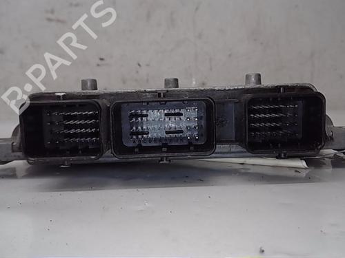 Used Engine control unit (ECU) RENAULT CLIO III (BR0/1, CR0/1) [2005-2014]  13842131