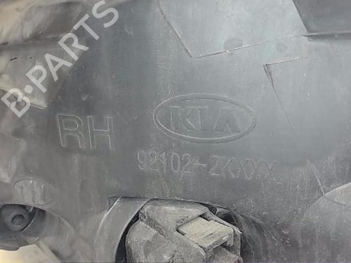 Used Right headlight KIA SOUL I (AM) 1.6 CRDi 128 (126 hp) 19539507
