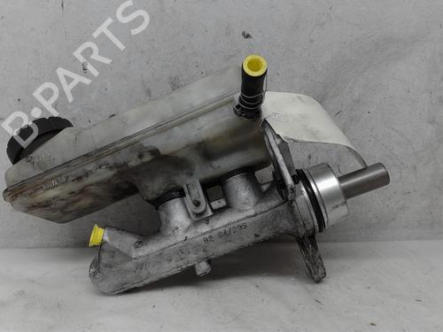Used Brake master cylinder RENAULT SCÉNIC II (JM0/1_) [2003-2010]  14524192