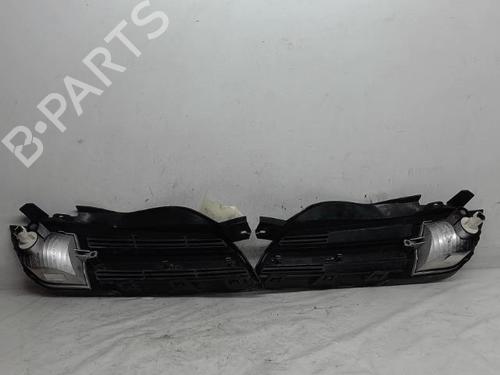 Calandre NISSAN MICRA III (K12) 1.2 16V (65 hp) 16037633