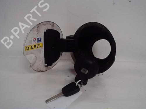 Used Fuel flap PEUGEOT 207 (WA_, WC_) 1.6 HDi (90 hp) 13849573