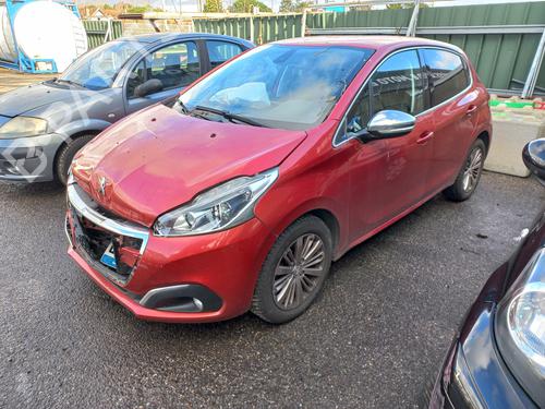 Gebruikte PEUGEOT 208 I (CA_, CC_) 1.2 THP 110 4933291 Onderdelen